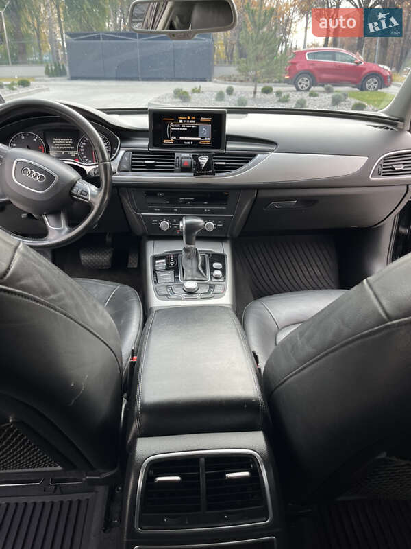 Седан Audi A6 2014 в Ровно