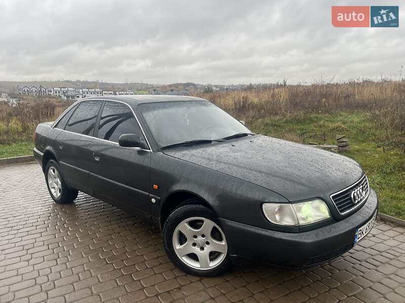 Седан Audi A6 1995 в Рівному