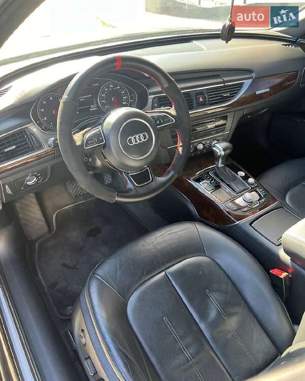 Седан Audi A6 2015 в Рівному