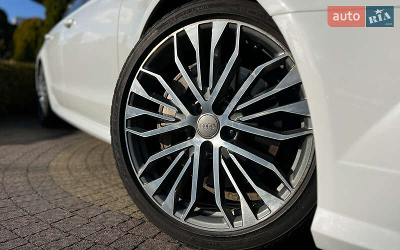 Седан Audi A6 2015 в Львове