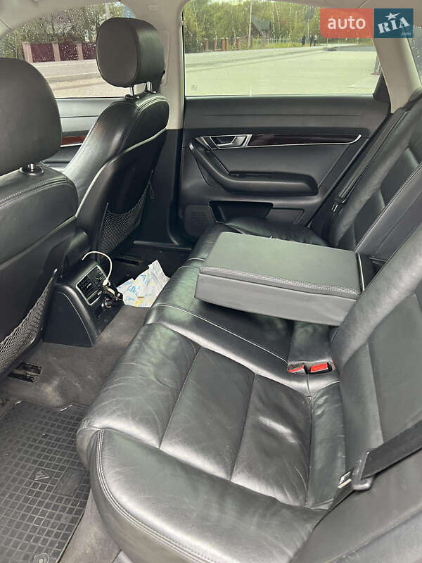 Седан Audi A6 2009 в Воловце