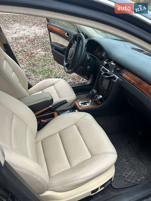 Седан Audi A6 2004 в Краснограде