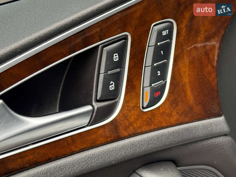 Седан Audi A6 2012 в Киеве