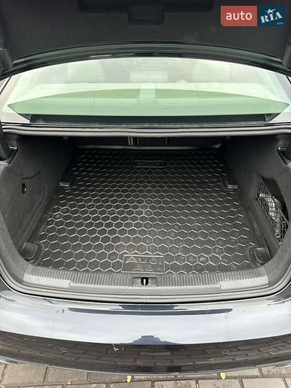 Седан Audi A6 2018 в Кам'янському