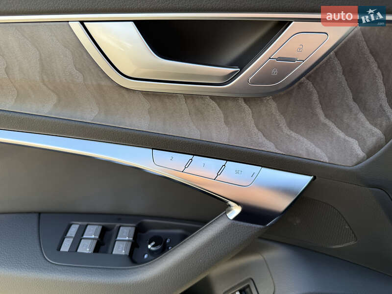 Седан Audi A6 2023 в Днепре