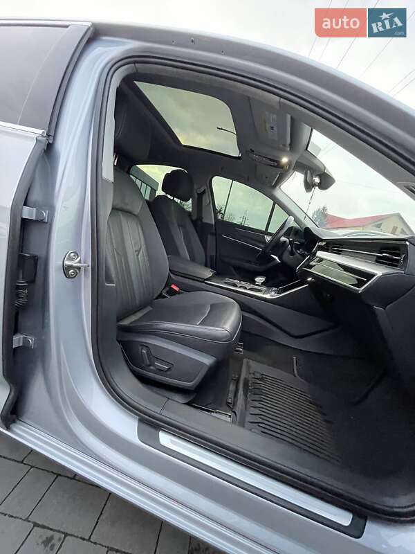 Седан Audi A6 2019 в Львові