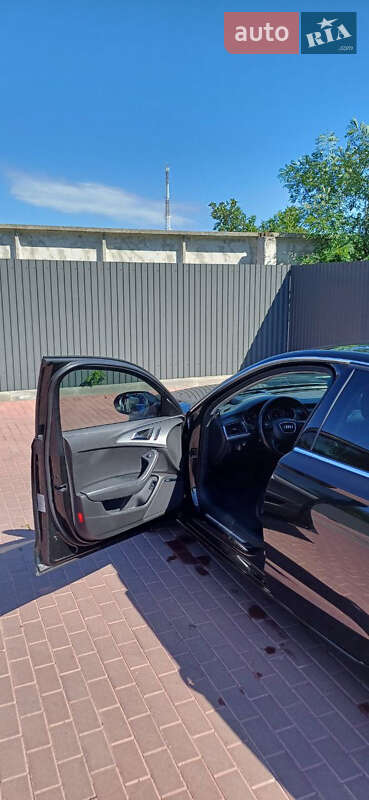 Седан Audi A6 2011 в Сарнах