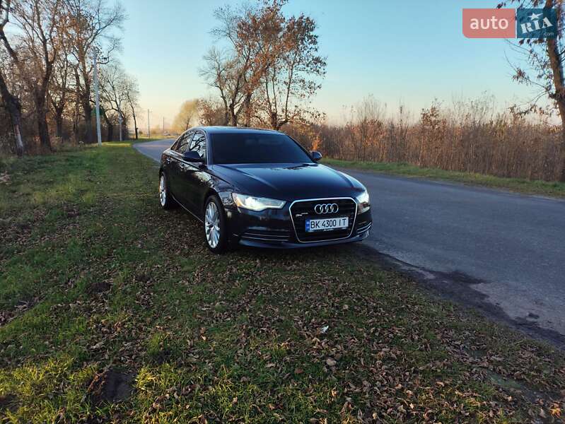 Седан Audi A6 2013 в Новояворівську