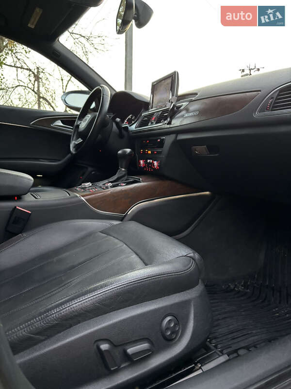 Седан Audi A6 2014 в Ровно