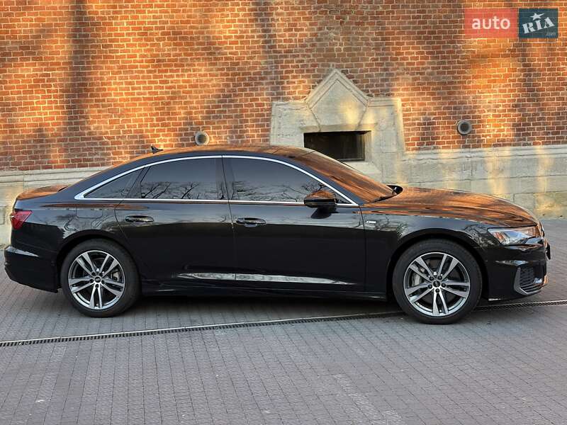 Седан Audi A6 2021 в Львове