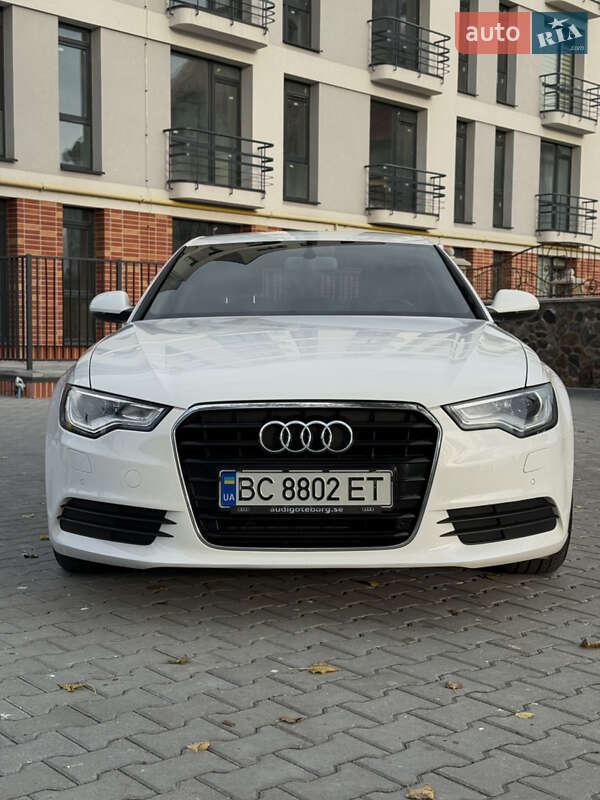 Седан Audi A6 2011 в Самборе