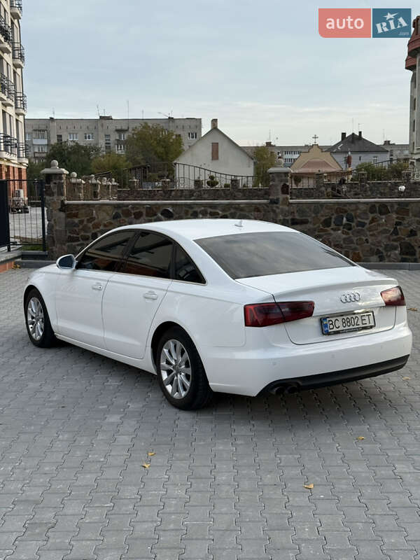 Седан Audi A6 2011 в Самборе