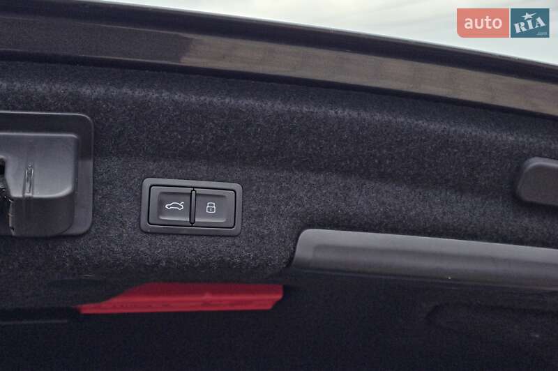 Седан Audi A6 2018 в Мукачевому