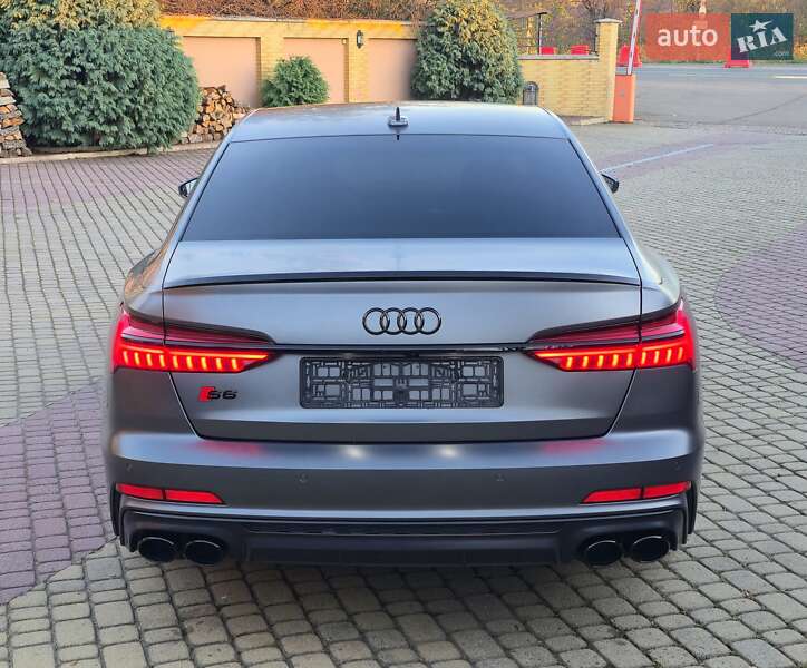 Седан Audi A6 2018 в Мукачевому