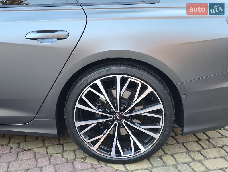 Седан Audi A6 2018 в Мукачевому