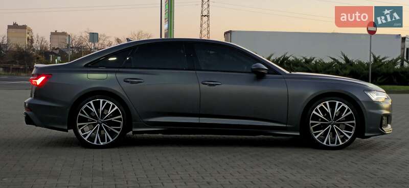 Седан Audi A6 2018 в Мукачевому