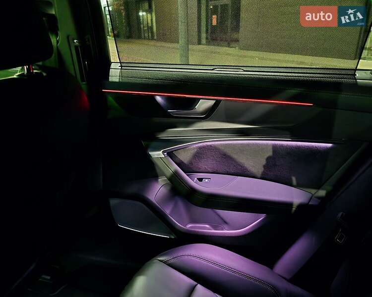 Седан Audi A6 2018 в Мукачевому