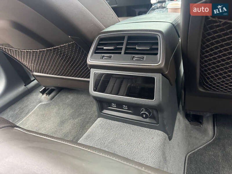 Седан Audi A6 2018 в Львові