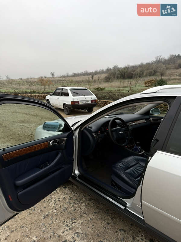 Универсал Audi A6 2001 в Арцизе