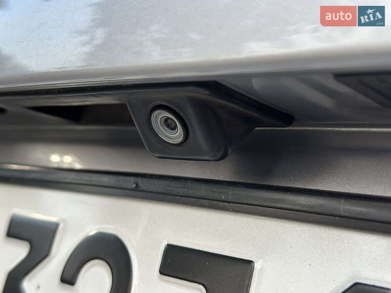 Седан Audi A6 2015 в Стрию