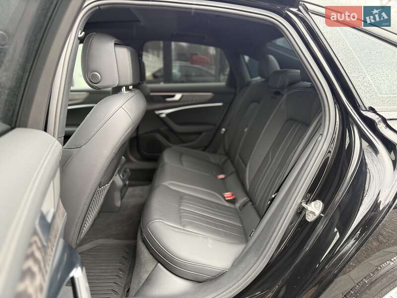 Седан Audi A6 2024 в Києві