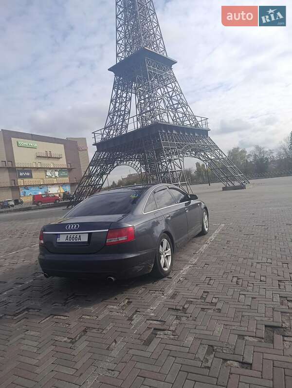Седан Audi A6 2004 в Чорнобаї