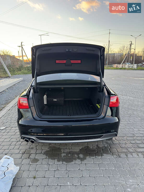 Седан Audi A6 2014 в Львові