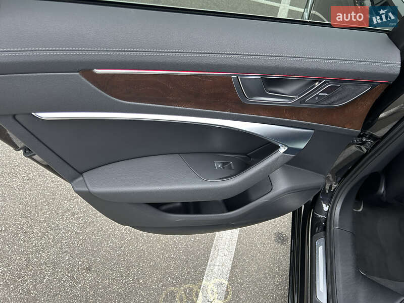 Седан Audi A6 2020 в Киеве
