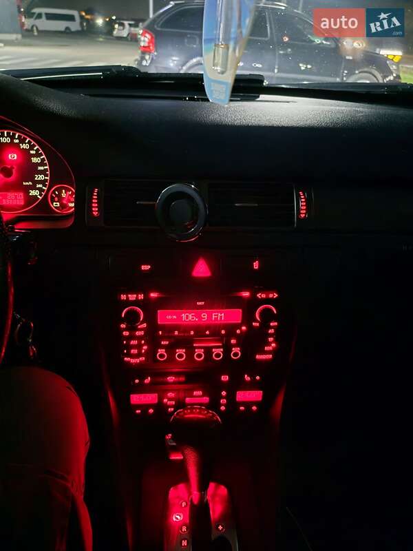 Универсал Audi A6 2003 в Луцке