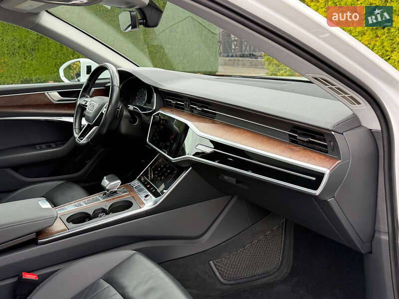 Седан Audi A6 2019 в Стрые