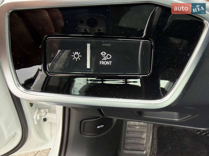 Седан Audi A6 2019 в Стрые