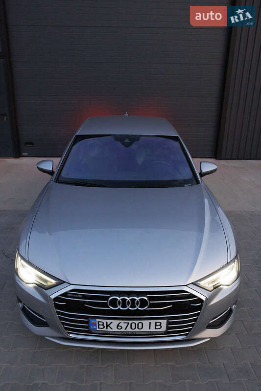 Седан Audi A6 2019 в Дубно