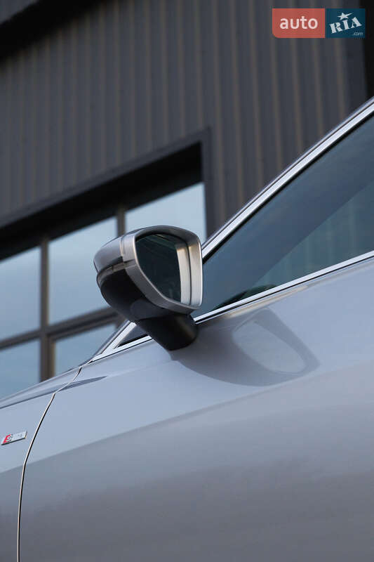 Седан Audi A6 2019 в Дубно