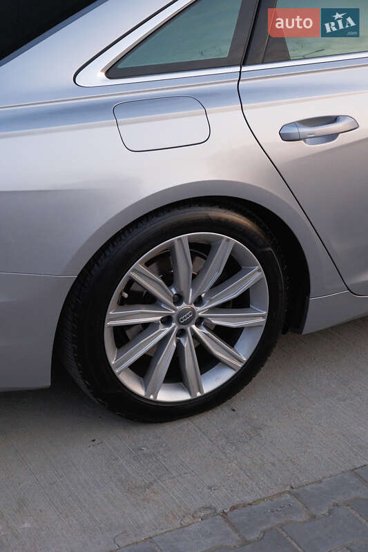 Седан Audi A6 2019 в Дубно