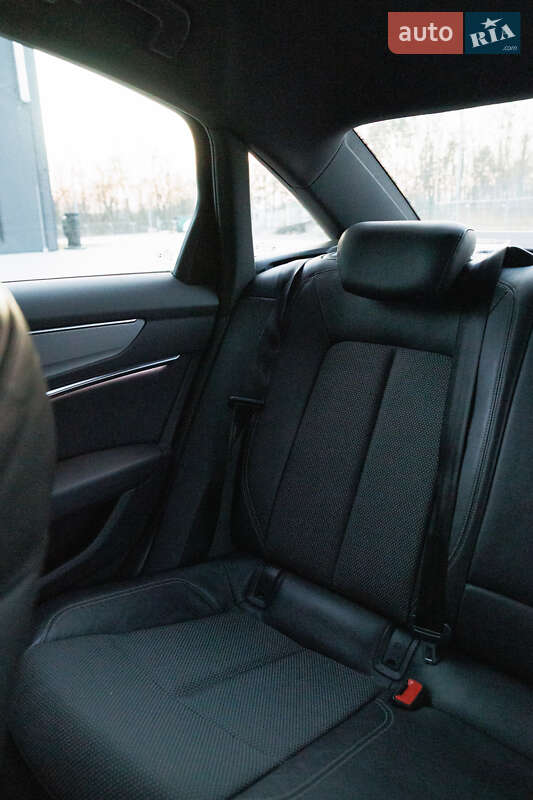 Седан Audi A6 2019 в Дубно