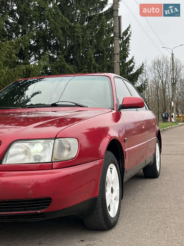 Седан Audi A6 1995 в Рівному