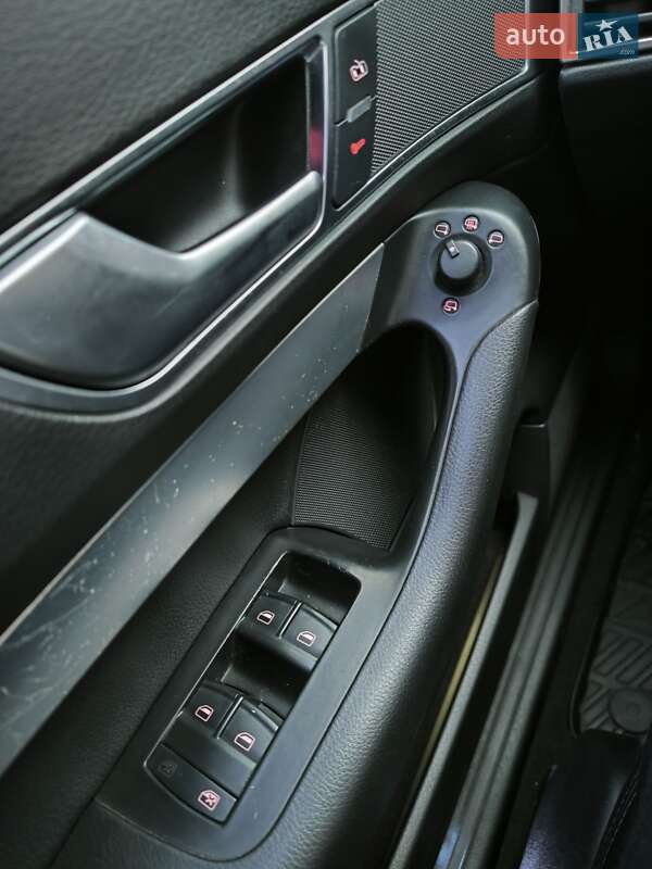 Седан Audi A6 2004 в Харькове