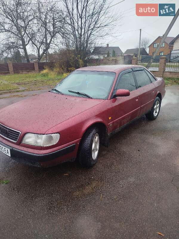 Седан Audi A6 1995 в Березному