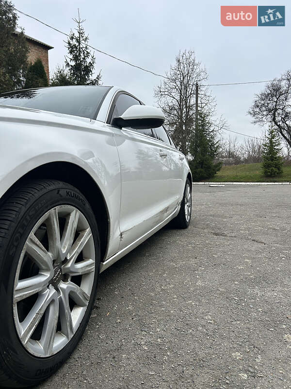 Седан Audi A6 2013 в Корсуне-Шевченковском