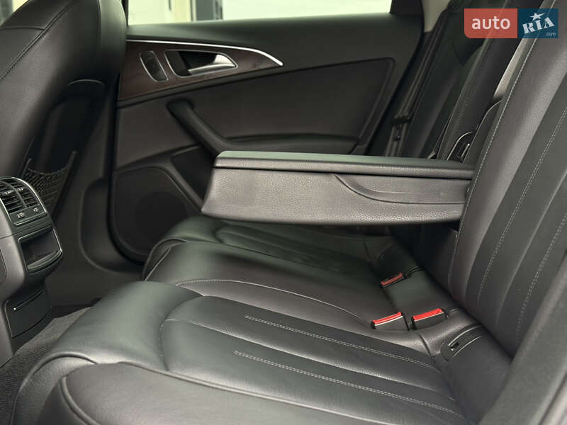 Седан Audi A6 2016 в Киеве
