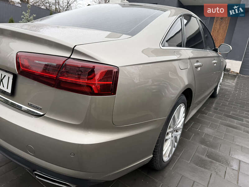 Седан Audi A6 2015 в Умані