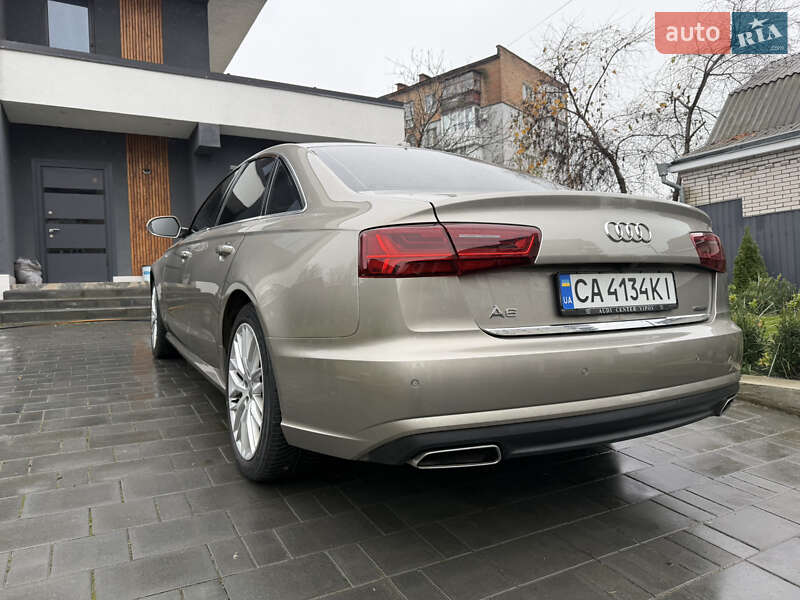 Седан Audi A6 2015 в Умані