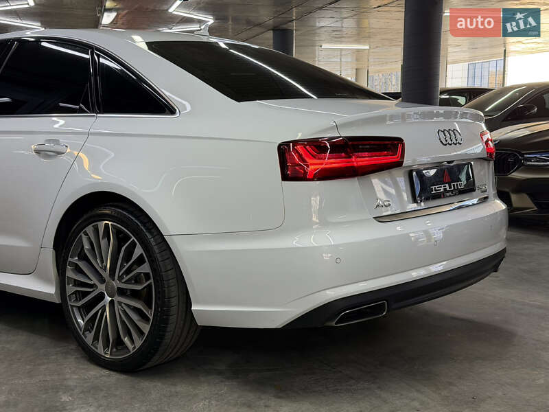 Седан Audi A6 2015 в Одессе