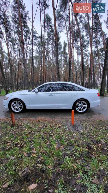 Седан Audi A6 2014 в Киеве