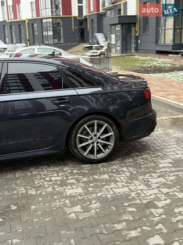 Седан Audi A6 2018 в Луцке
