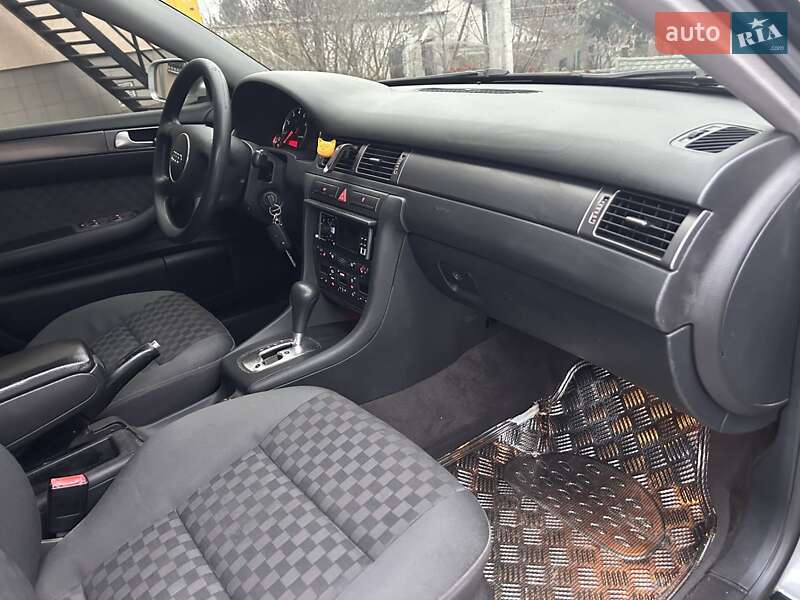 Універсал Audi A6 2002 в Луцьку