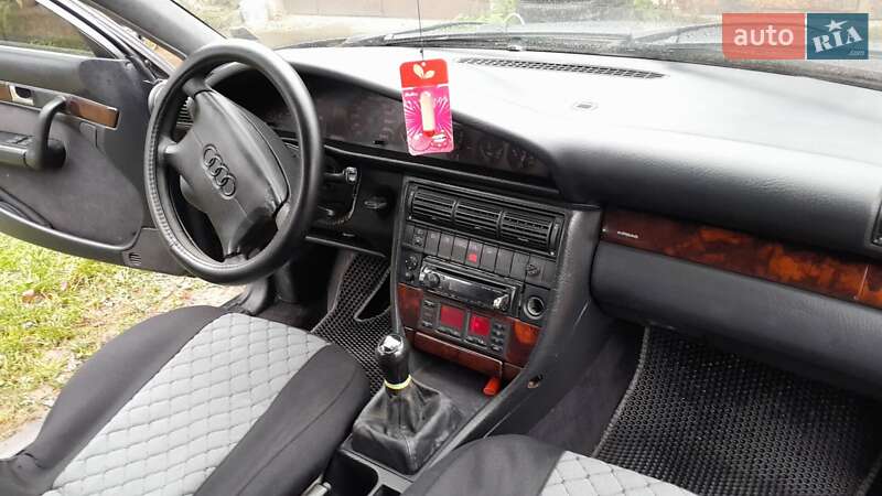 Універсал Audi A6 1995 в Кременці