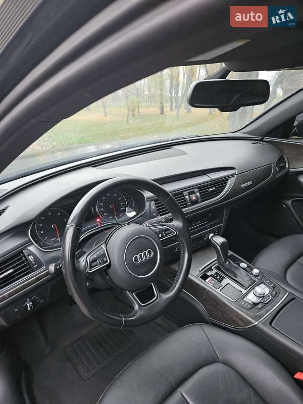 Седан Audi A6 2017 в Киеве
