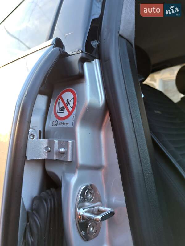 Седан Audi A6 1999 в Сараті