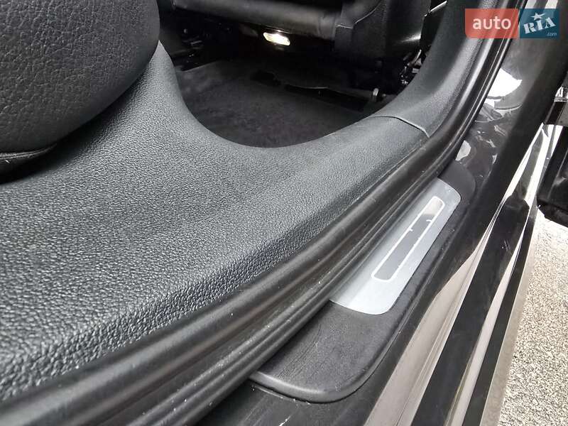 Седан Audi A6 2012 в Киеве